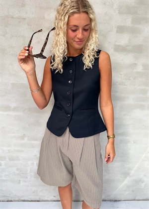 Aphrodite vest Dark Navy Boii Studios 